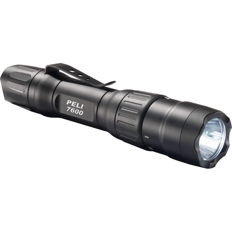 Lampe torche rechargeable Peli 7600 - 944 lumens