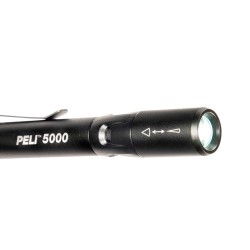 Lampe torche LED Peli 5000