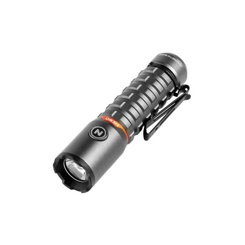 Lampe torche LED 500 lumens rechargeable - 59,99 €