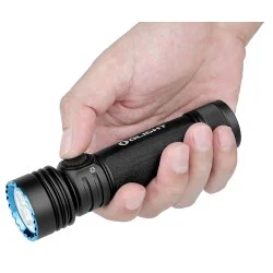 Olight Seeker 4 Pro - Lampe torche rechargeable 4600 lumens